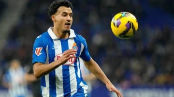 الاتحاد المغربي يدعم عمر الهلالي بعد تعرضه لإساءات عنصرية في اللقاء الأخير